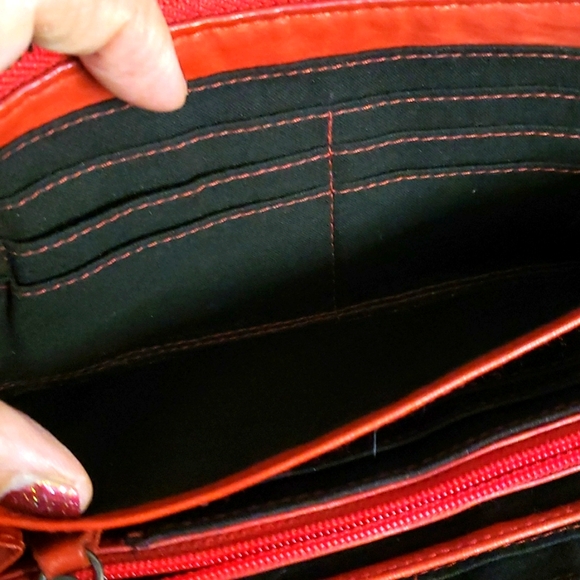 Ashwood Woven Genuine Red Leather Zip Around Wallet 7” x 4” / 17 Card Holder. - Picture 6 of 14